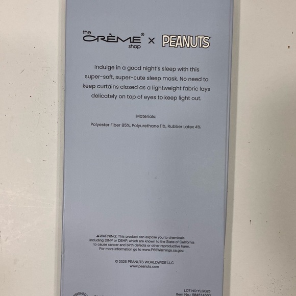 Peanuts Sleeping Mask - Picture 3 of 9